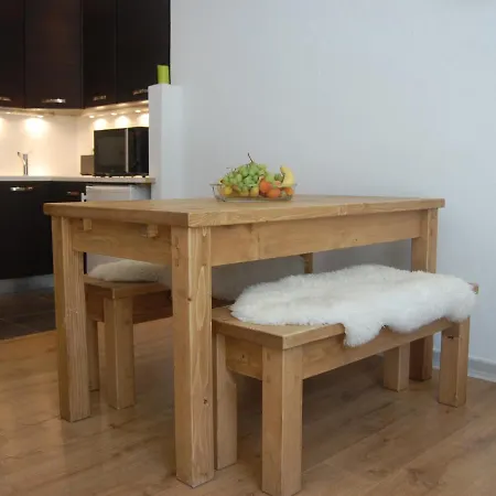 Chamonix: 43m², 2 Chambres, Centre-ville Avec Balcon, Parking Et Wifi - Fr-1-507-75 شقة
