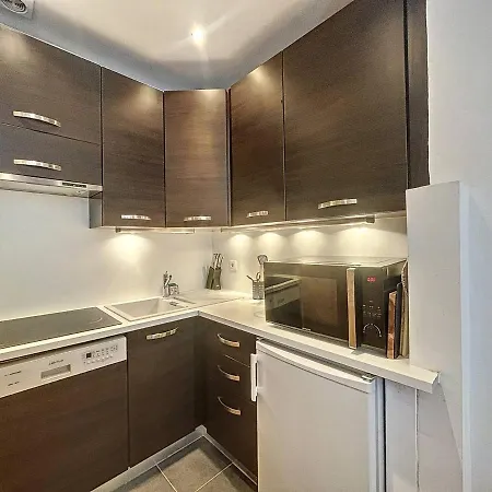 Chamonix: 43m², 2 Chambres, Centre-ville Avec Balcon, Parking Et Wifi - Fr-1-507-75 *