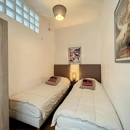 דירה Chamonix: 43m², 2 Chambres, Centre-ville Avec Balcon, Parking Et Wifi - Fr-1-507-75