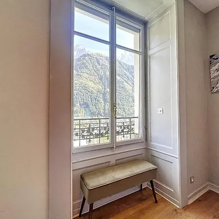 Daire Chamonix: 43m², 2 Chambres, Centre-ville Avec Balcon, Parking Et Wifi - Fr-1-507-75 *